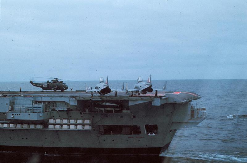 Ark Royal waiting for land on from port wait 02